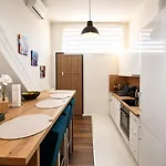 Apartman Old Town Loft Sarajevo, With Free Parking