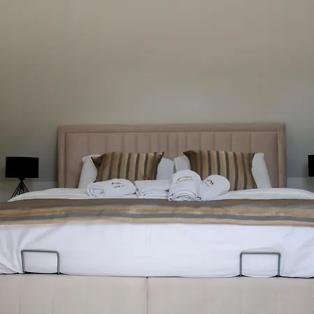 Old Town Loft Sarajevo, With Free Parking *